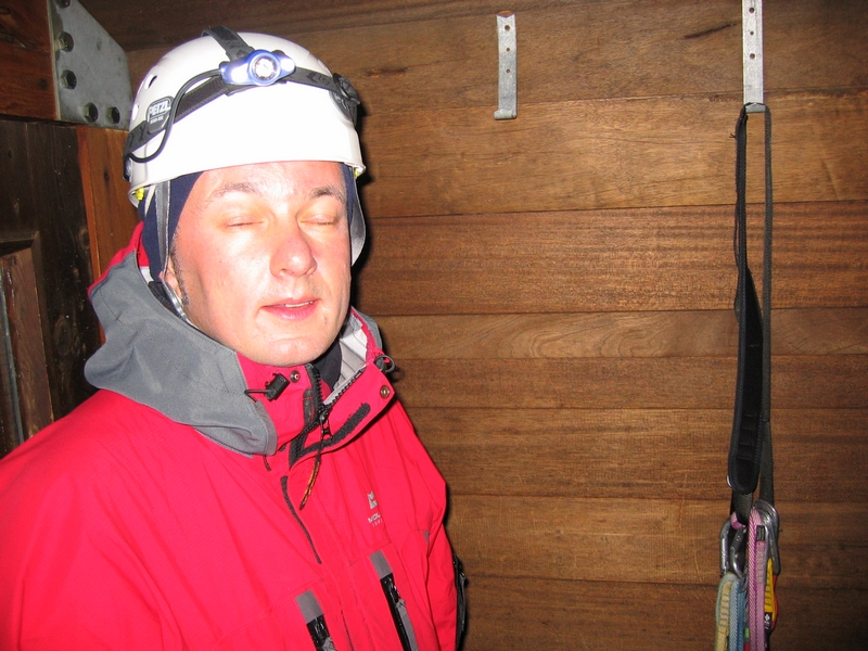 Keld (looking particularly ugly!) just before departure at 2am -- 22/7/2005